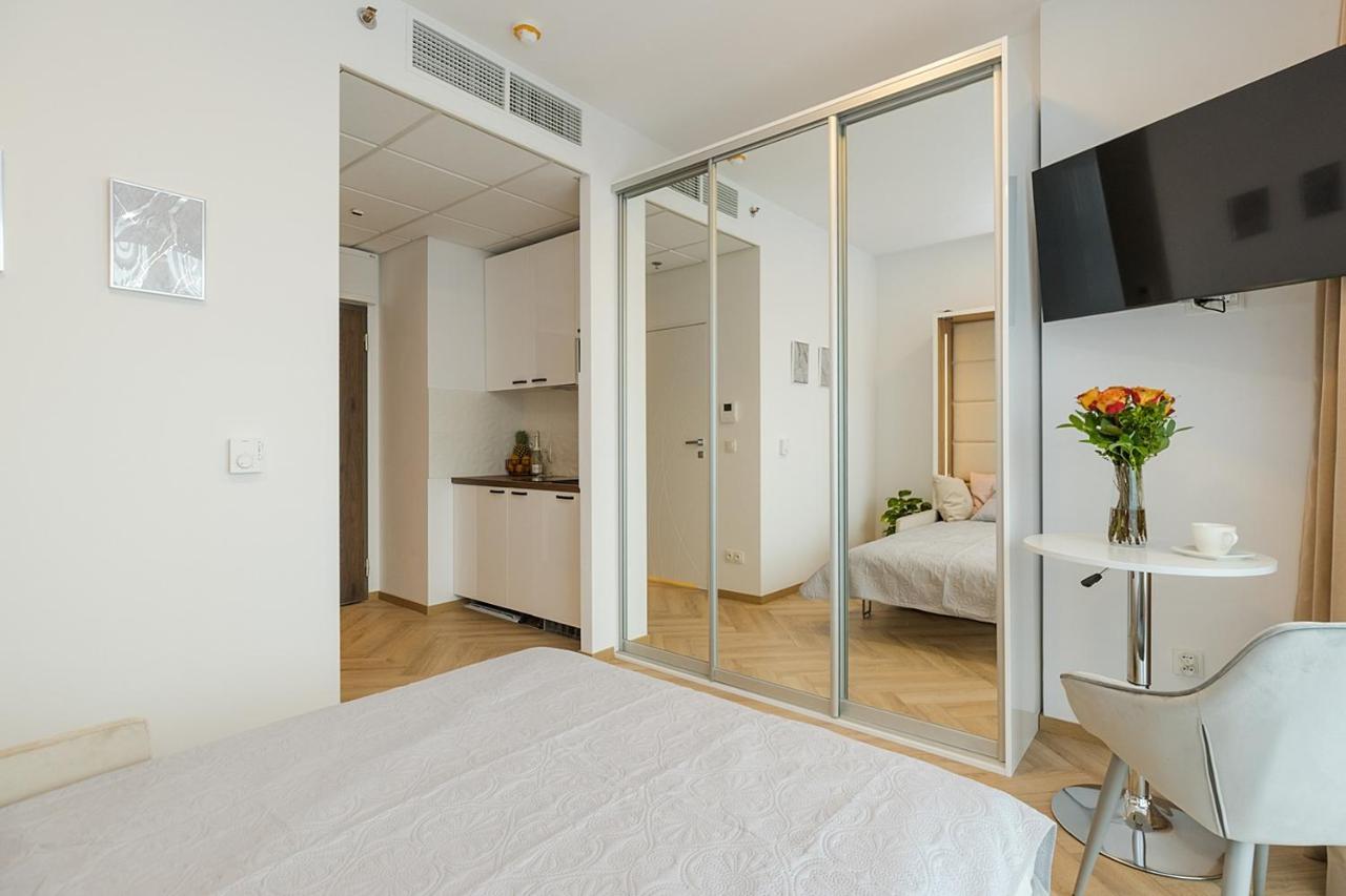 Kasprzaka 29 - Bezplatny Parking - Free Parking - Piekny Widok Na Centrum Miasta - Duzy Balkon - Smart Tv 55 Cali - Wifi - Better Rental 바르샤바 외부 사진